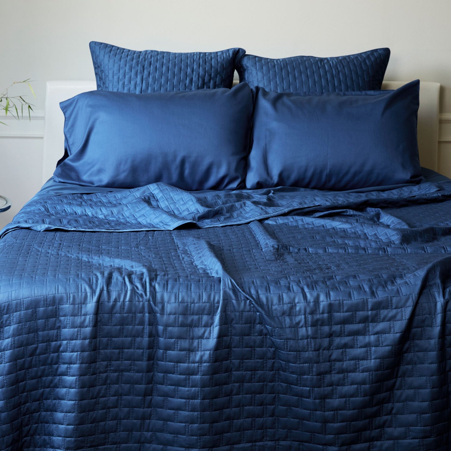 Bamboo Quilted Coverlet- Indigo
