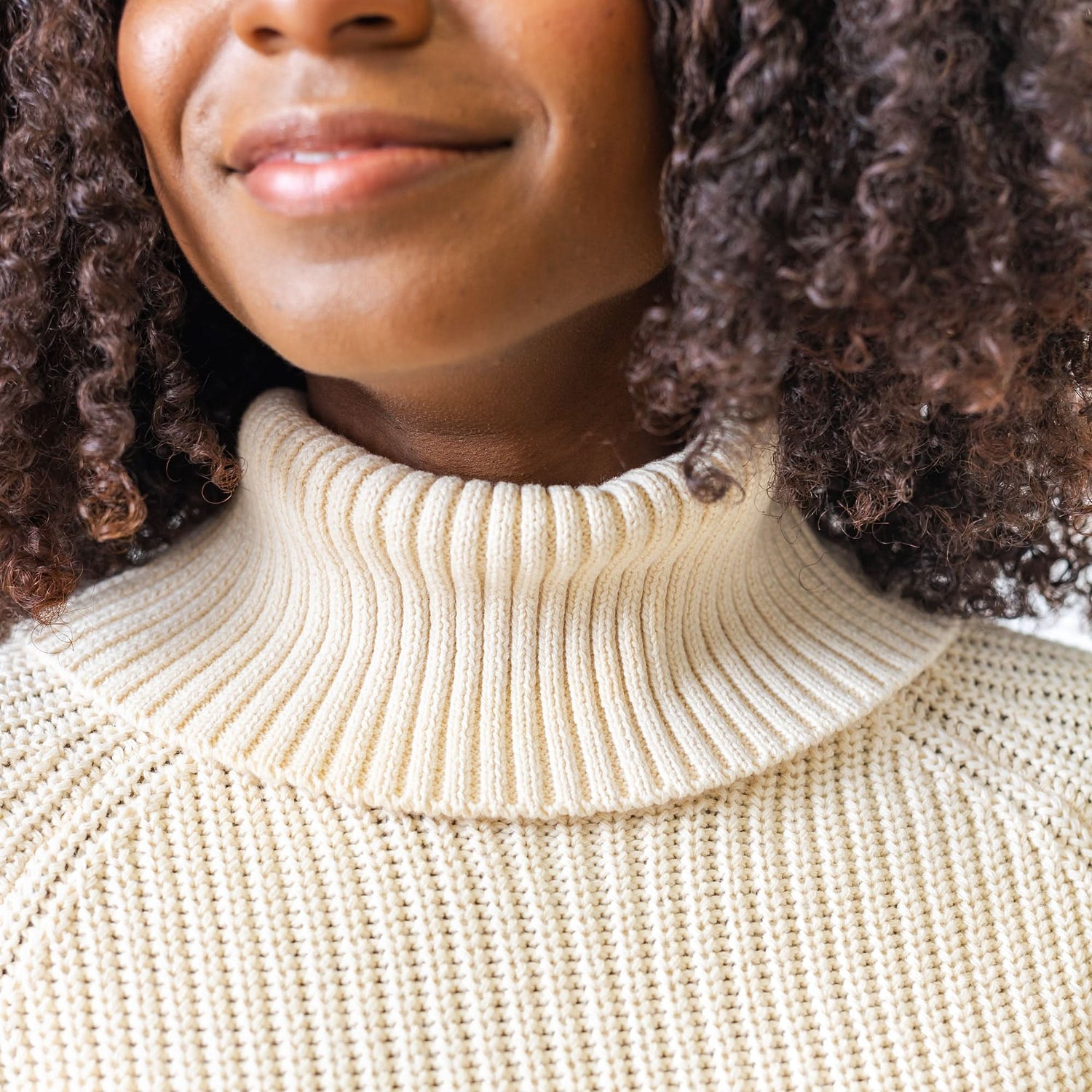 Turtleneck Raglan Kanga Sweater