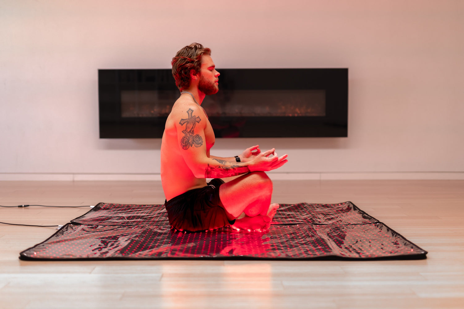 Cocoon - 360-Degree Red Light Therapy Pod with Flexible Design for Home Wellness