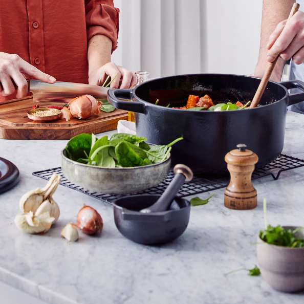 Nori Cast Iron Mortar & Pestle Set