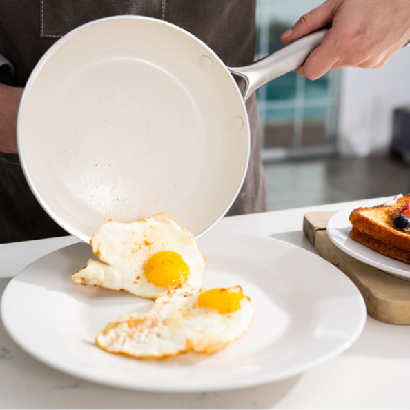 Mobi 8-Piece Ceramic Cookware Set | Cannoli Cream